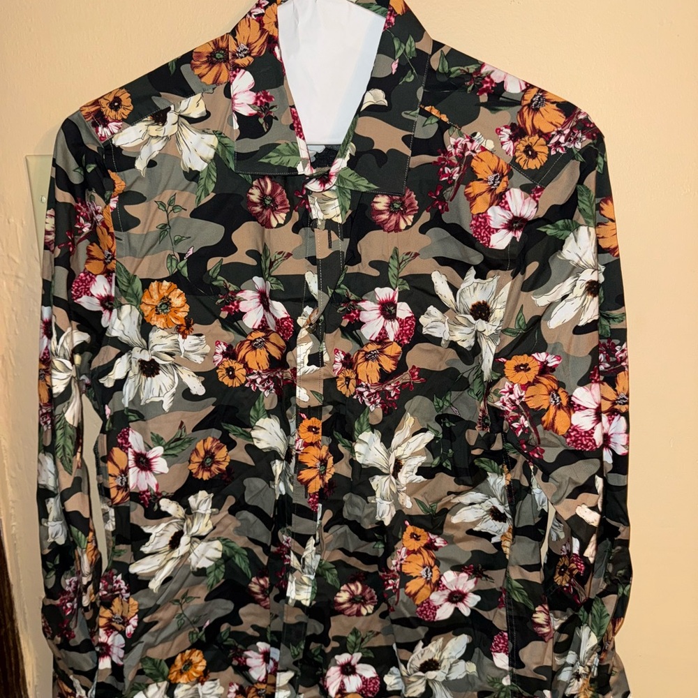 Green and Orange Casual Button Down Shirt with Floral Camouflage